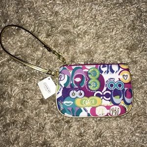 Coach Poppy - Small Wristlet